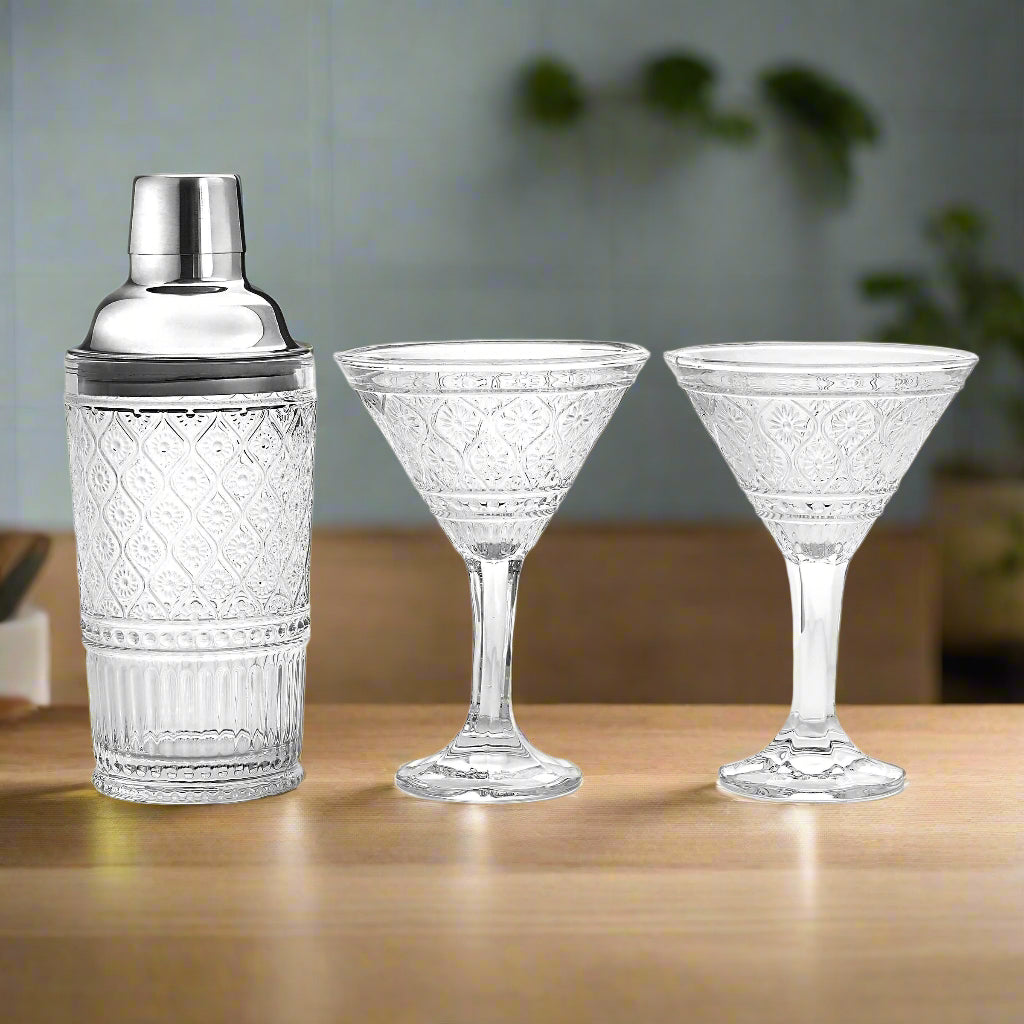 Claro Cocktail Shaker & Martini Set