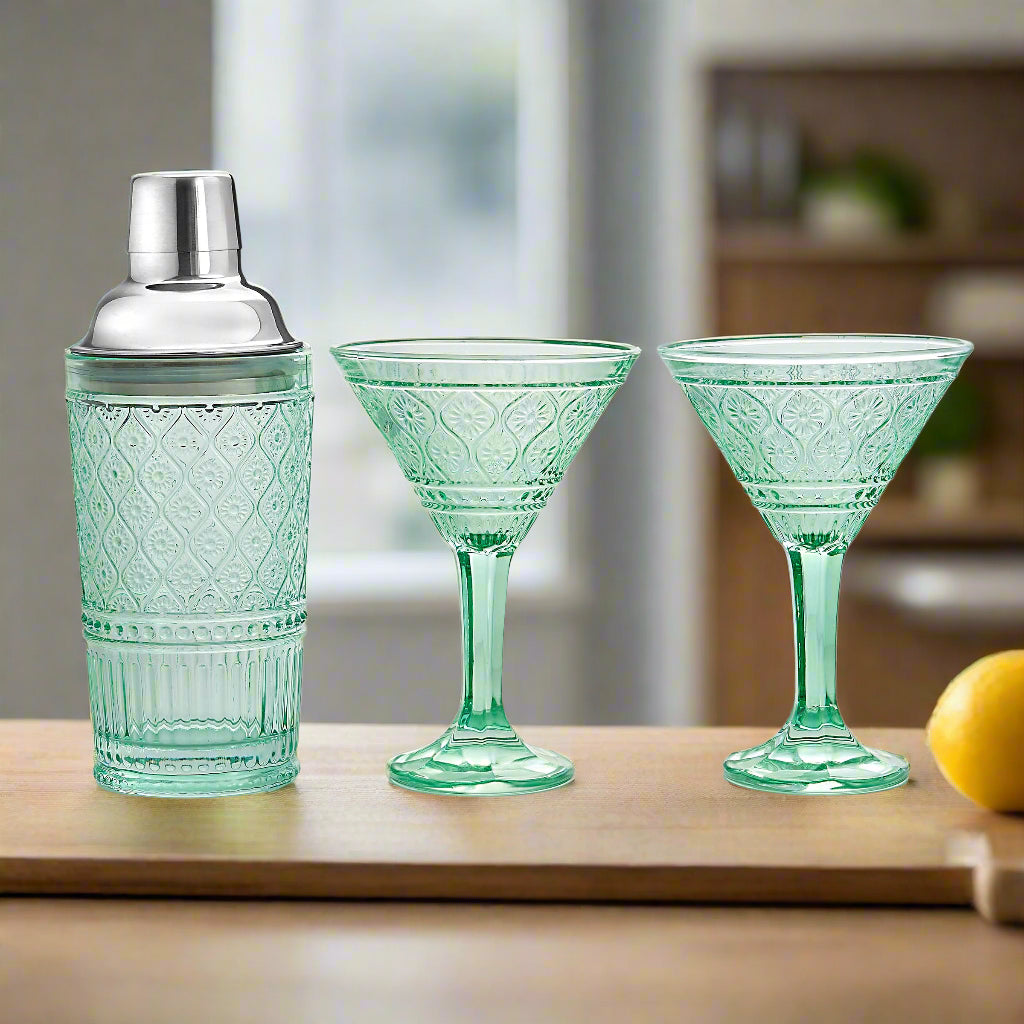 Claro Green Cocktail Shaker & Martini Set